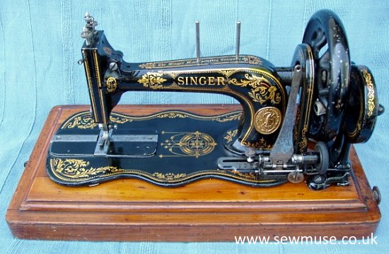 Singer New Family (12, 12K) Sewing Machines